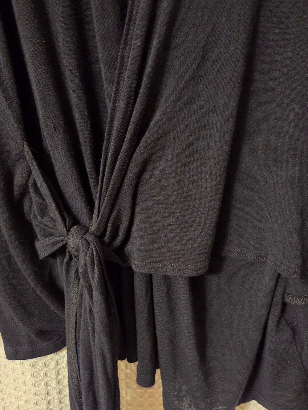 Coin 1804 Los Angeles Black Long Sleeve Tie-Front Top, Large - Picture 4 of 5